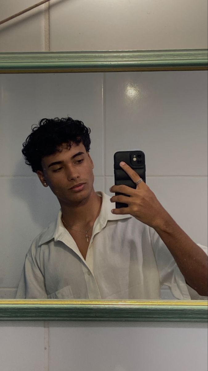 Adrián G.